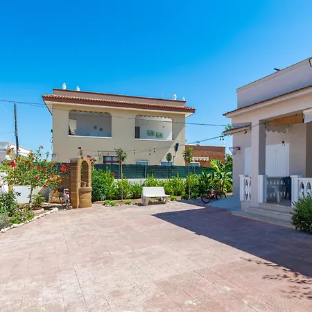 Bianca Villa Pulsano